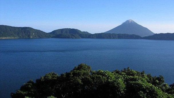 Озеро Икэда на Кюсю