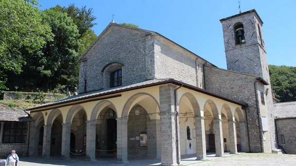 Святилище Ла Верна в Тоскане Святилище Ла Верна в Тоскане