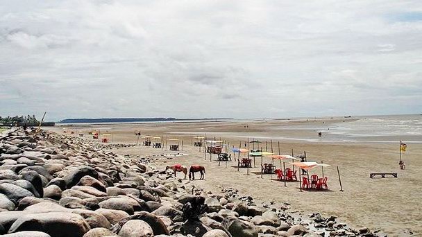 Пляж Патенга в Даке