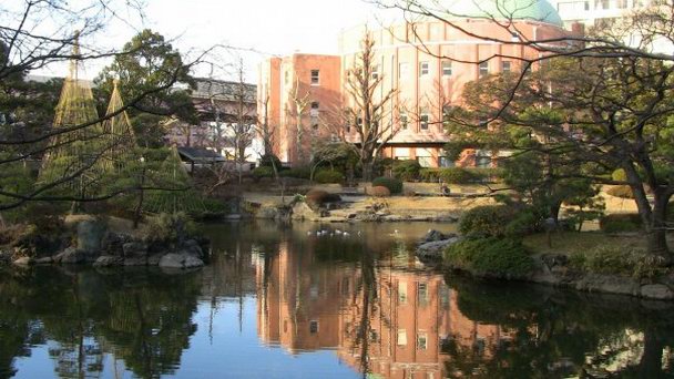 Kyu-Yasuda Teien Garden в Токио