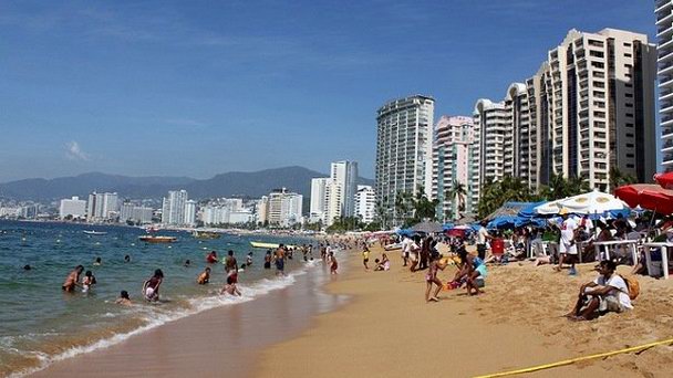 Пляж Икакос в Акапулько