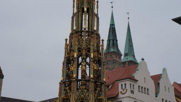 Прекрасный колодец в Баварии