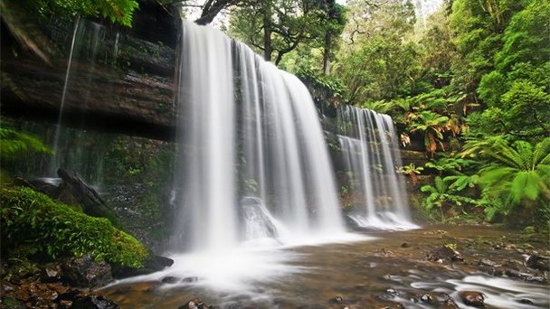 Водопад Рассел в Тасмании