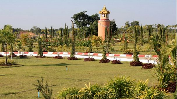 Сад Фонтанов Нейпьидо в Мандалае