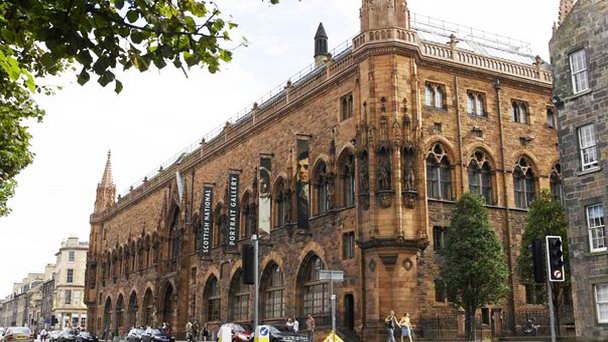 Шотландская национальная портретная галерея в Шотландии