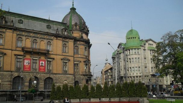 Проспект Свободы во Львове