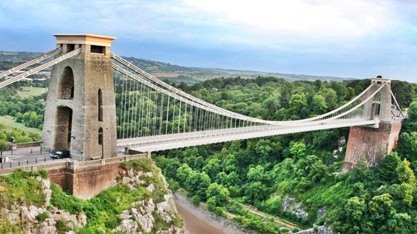 Бристольский мост в Англии