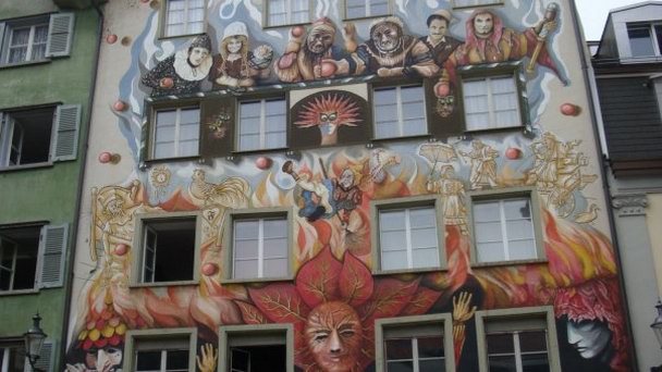 Дом с фреской «Фаснахт» в Люцерне