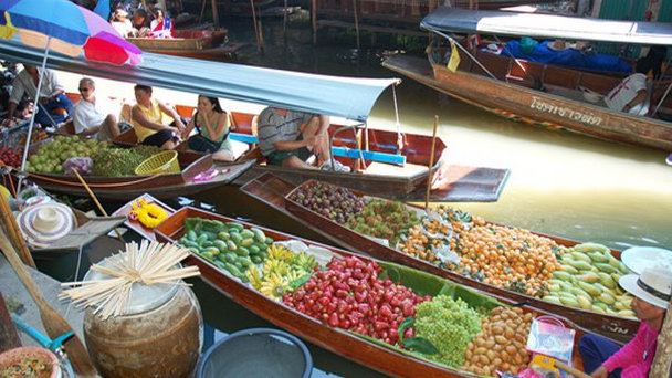 Плавучий рынок Након Патхом в Провинции Након Патхом