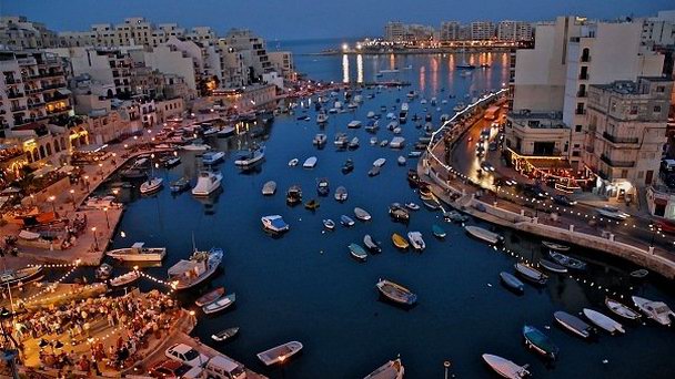 Залив Спинола в Сан Джулианс Бэе Залив Спинола в Сан Джулианс Бэе