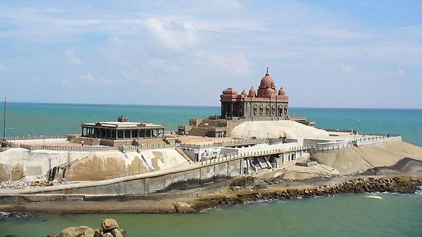 Остров Шри Падапарай в Тамилнаде Остров Шри Падапарай в Тамилнаде