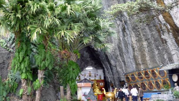 Пещера Восьми Фей в Тайчжуне