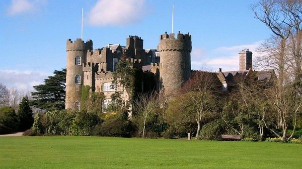 Замок Мэлахайд в Дублине