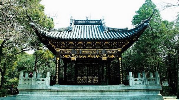 Парк Huilongtan в Шанхае