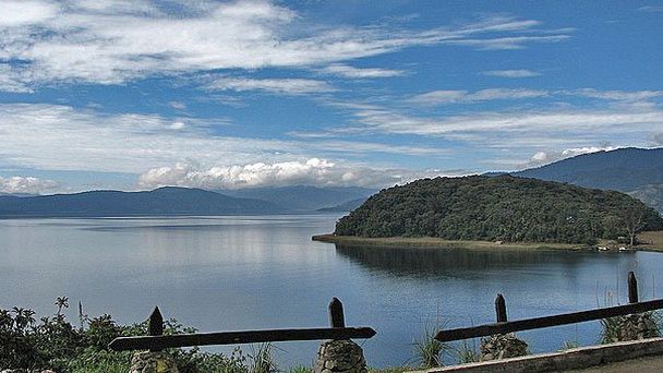 Озеро Laguna de la Cocha в Боготе