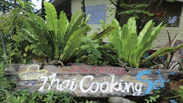 Школа тайской кулинарии Smile Koh Mak в Маке