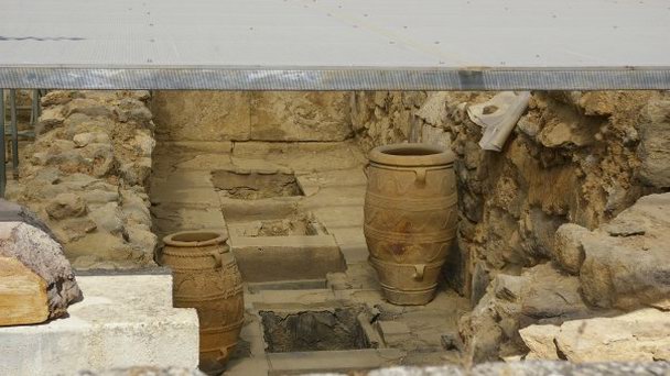 Западные кладовые Кносского дворца на Острове Крит
