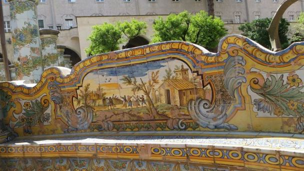 Церковь святой Клары Ассизской в Неаполе