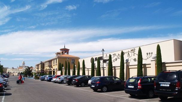 Аутлет Las Rozas Village в Мадриде