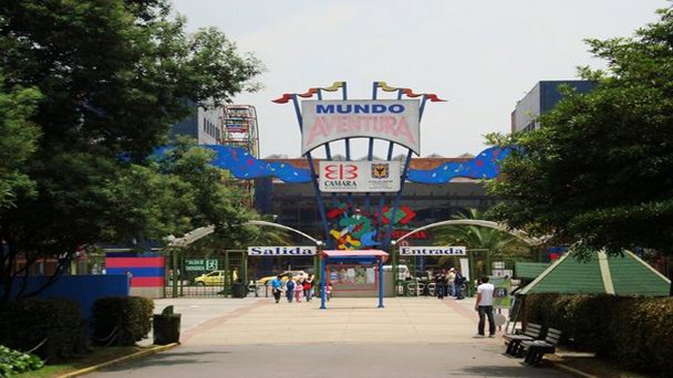 Парк Мундо-Авентура в Боготе
