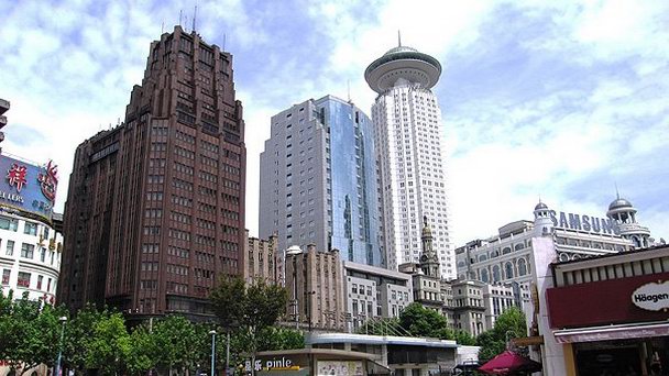 Здание Park Hotel в Шанхае