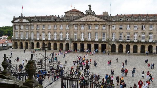 Площадь Обрадойро в Ла-Коруньи Площадь Обрадойро в Ла-Коруньи