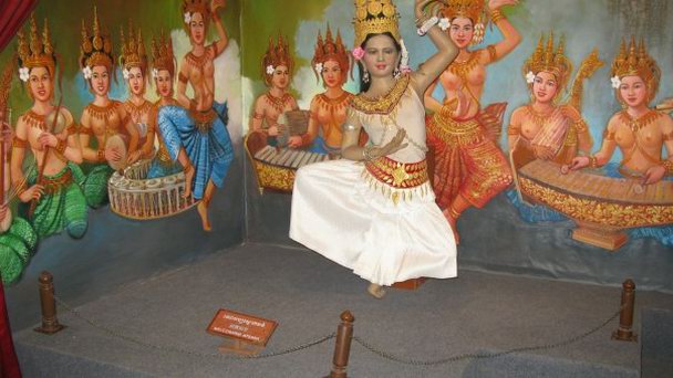 Музей восковых фигур Культурная деревня в Сием Рипе Музей восковых фигур Культурная деревня в Сием Рипе