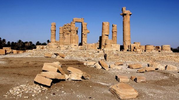 Храм Солеб в Тумбосе Храм Солеб в Тумбосе