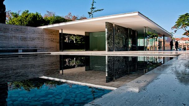 Павильон Мис-ван-дер-Роэ в Барселоне