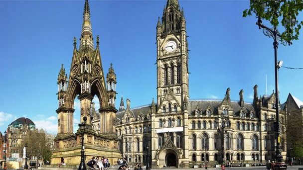 Манчестерская ратуша в Англии