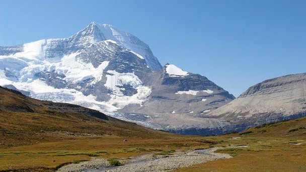 Гора Робсон (3954 м) в Альберте Гора Робсон (3954 м) в Альберте