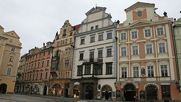 Дом У белого единорога в Праге