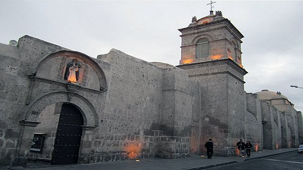 Монастырь Санта Каталина в Арекипе