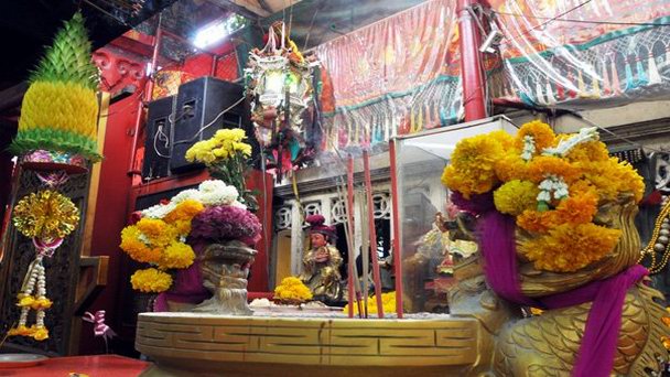 Храм Chao Phor Seua в Бангкоке