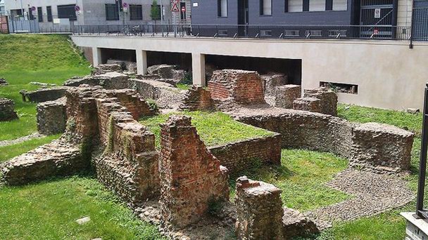 Руины дворца императора в Милане