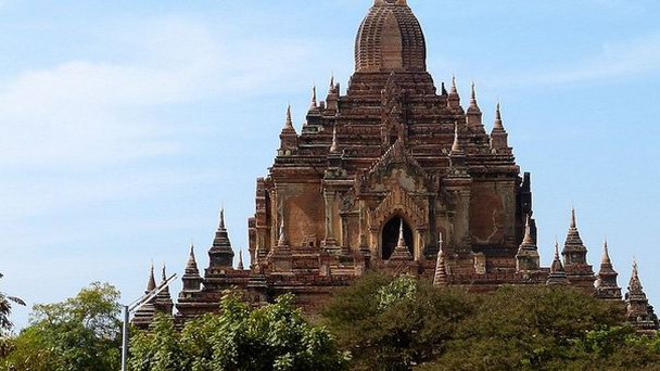 Храм Кубьяукджи в Багане