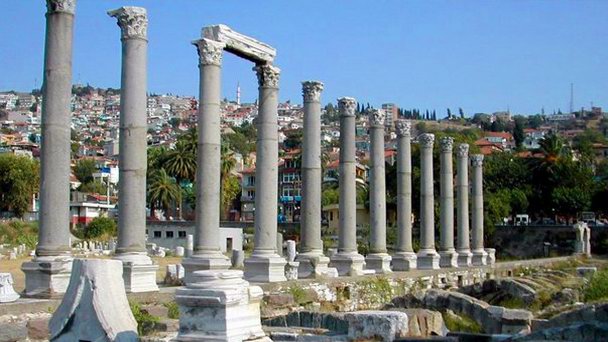 Агора в Измире