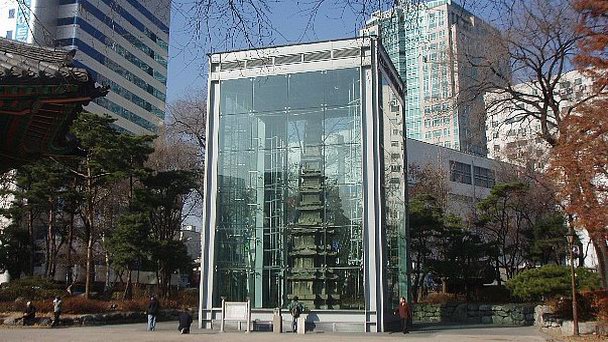 Пагода Вонгакса в Сеуле Пагода Вонгакса в Сеуле