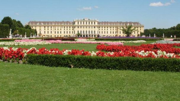 Шлосспарк в Вене