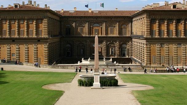 Площадь Питти в Флоренции Площадь Питти в Флоренции