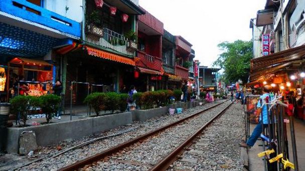 Железнодорожная ветка Пинг Си в Тайпее