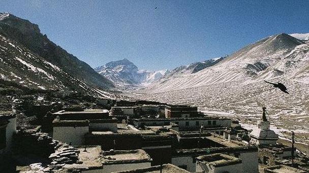 Монастырь секты Красношапочников – Жунбу в Тибете