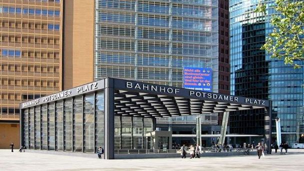 Станция метро «Потсдамер Платц» в Берлине