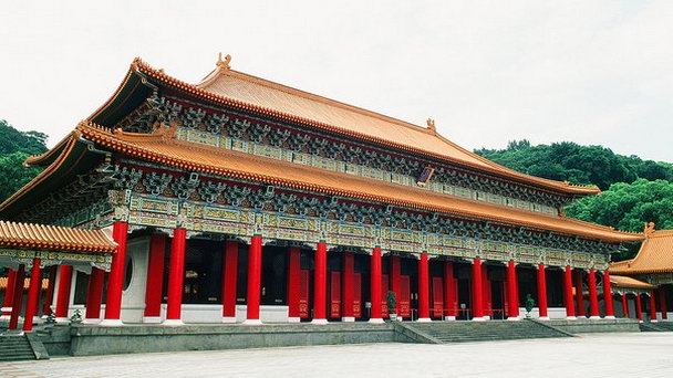 Национальный храм Мучеников-революционеров в Тайпее