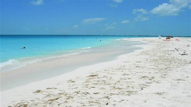 Пляж Плайя-Сирена на Кайо Ларго