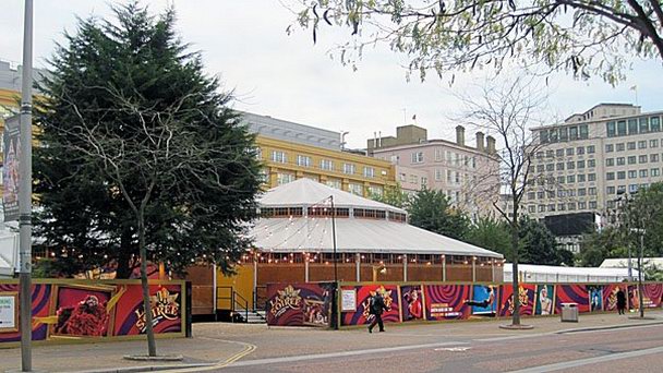 Шоу-кабаре La Soir e в Лондоне