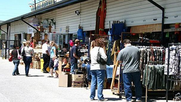 Рынок 400 в Онтарио