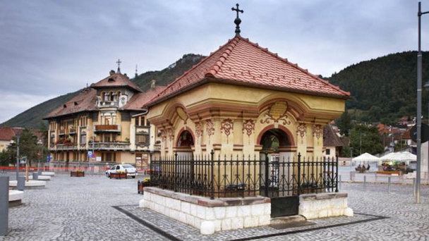 Площадь объединения (Piaţ a Unirii) в Южных Карпатах