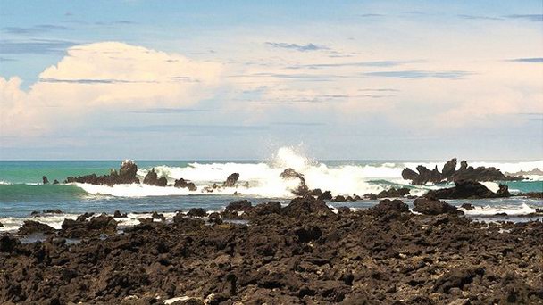 Бухта Урбина на Галапагосских островах