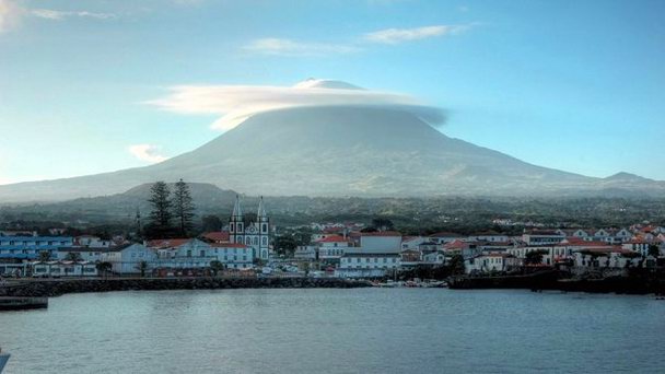 Вулкан Пику-Алту на Азорских островах